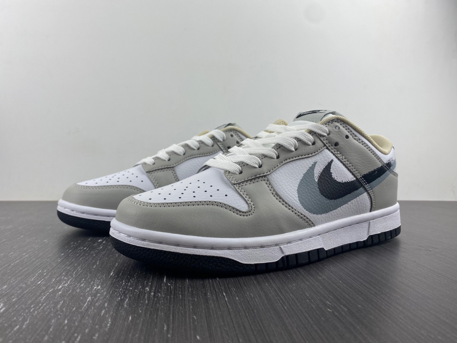 nike dunk low "stencil swh" fd0661-100