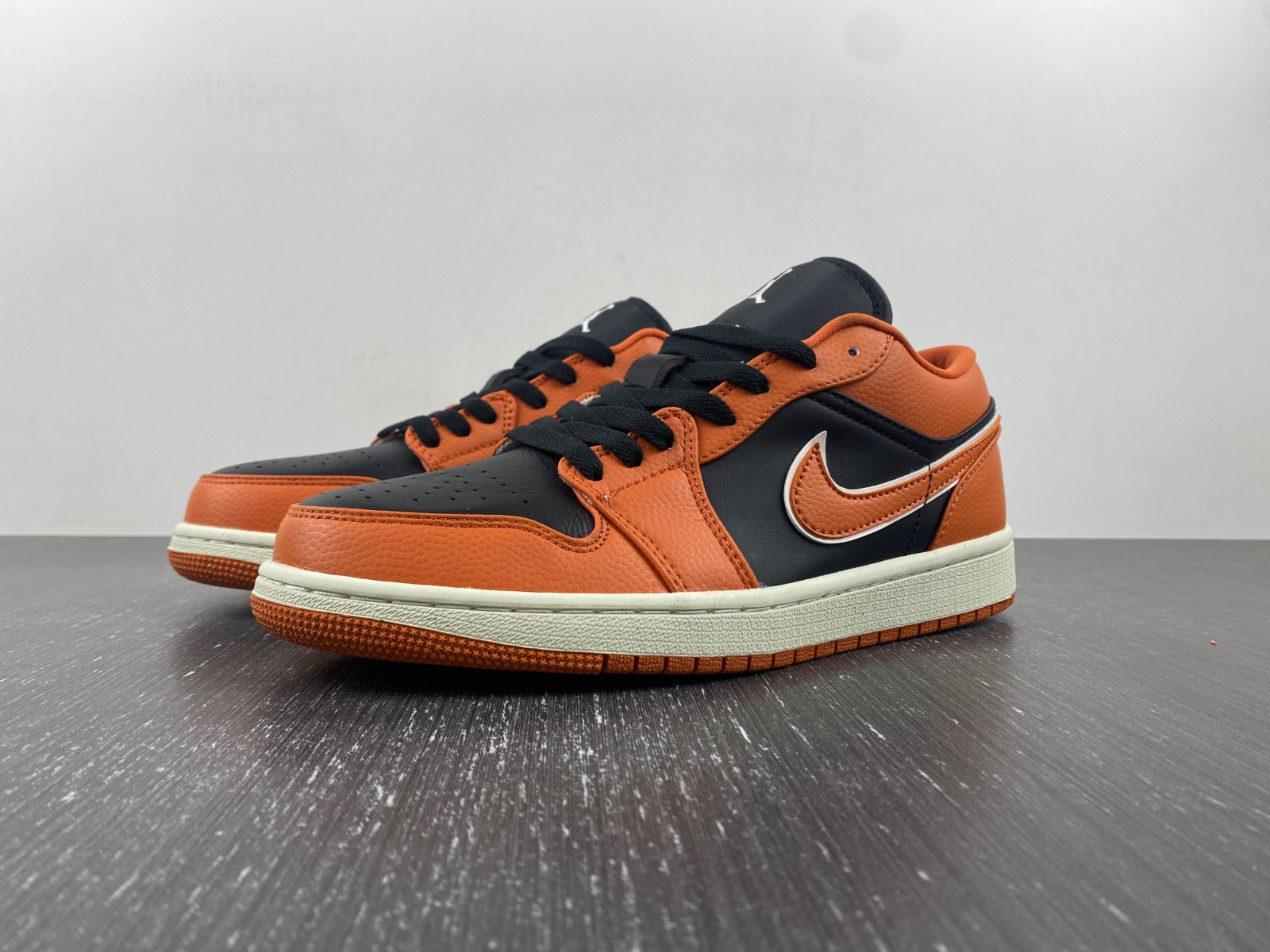air jordan 1 low wmns sport spice dv1299-800