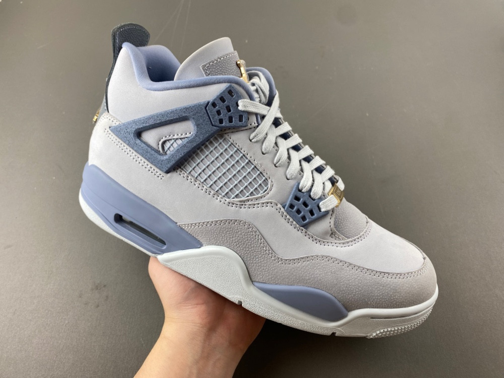 2025 Air Jordan 4 Retro UNC Tar Heels Player Exclusive - PE Promo Sample