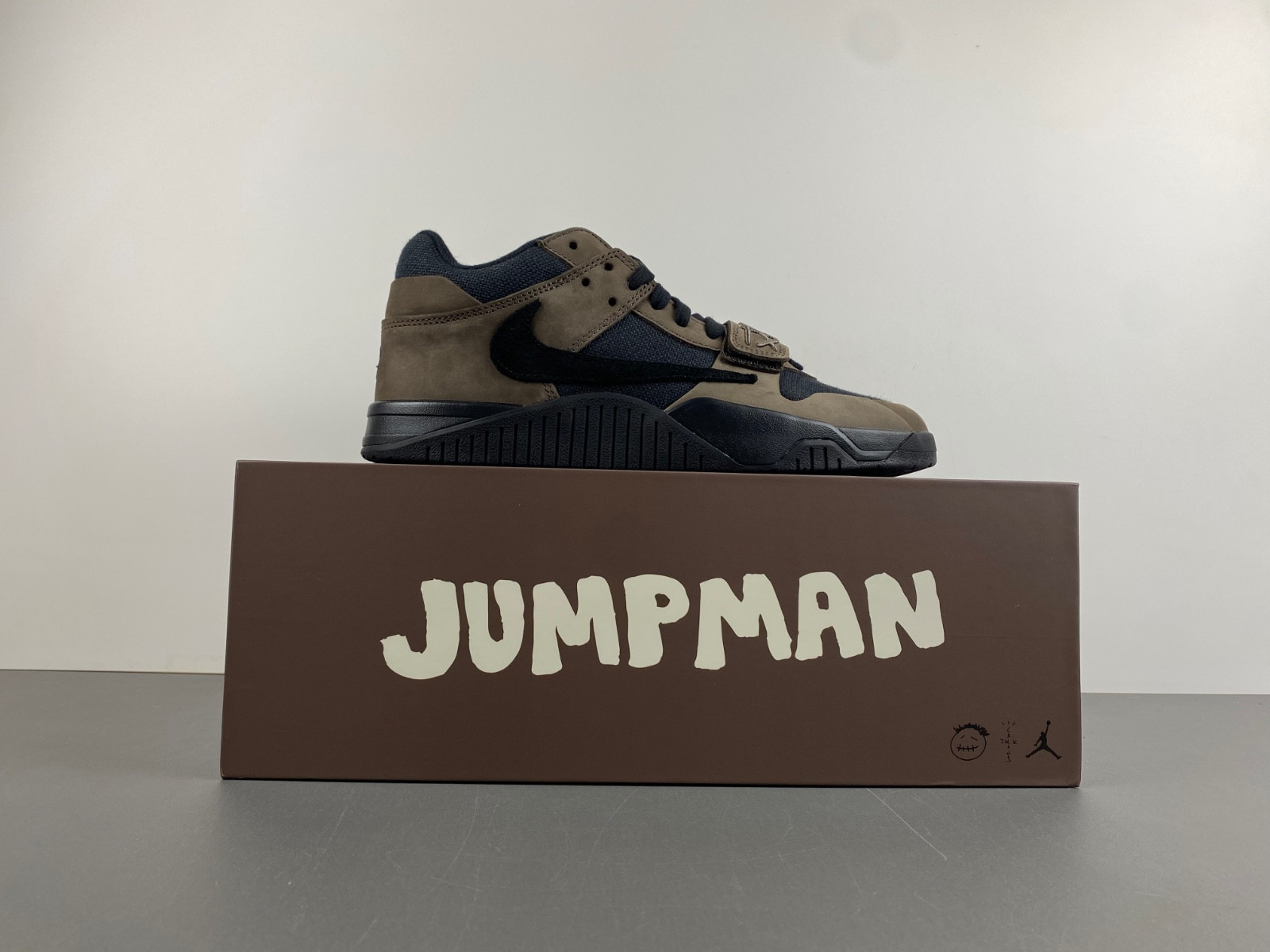 travis scott x jordan cut the check