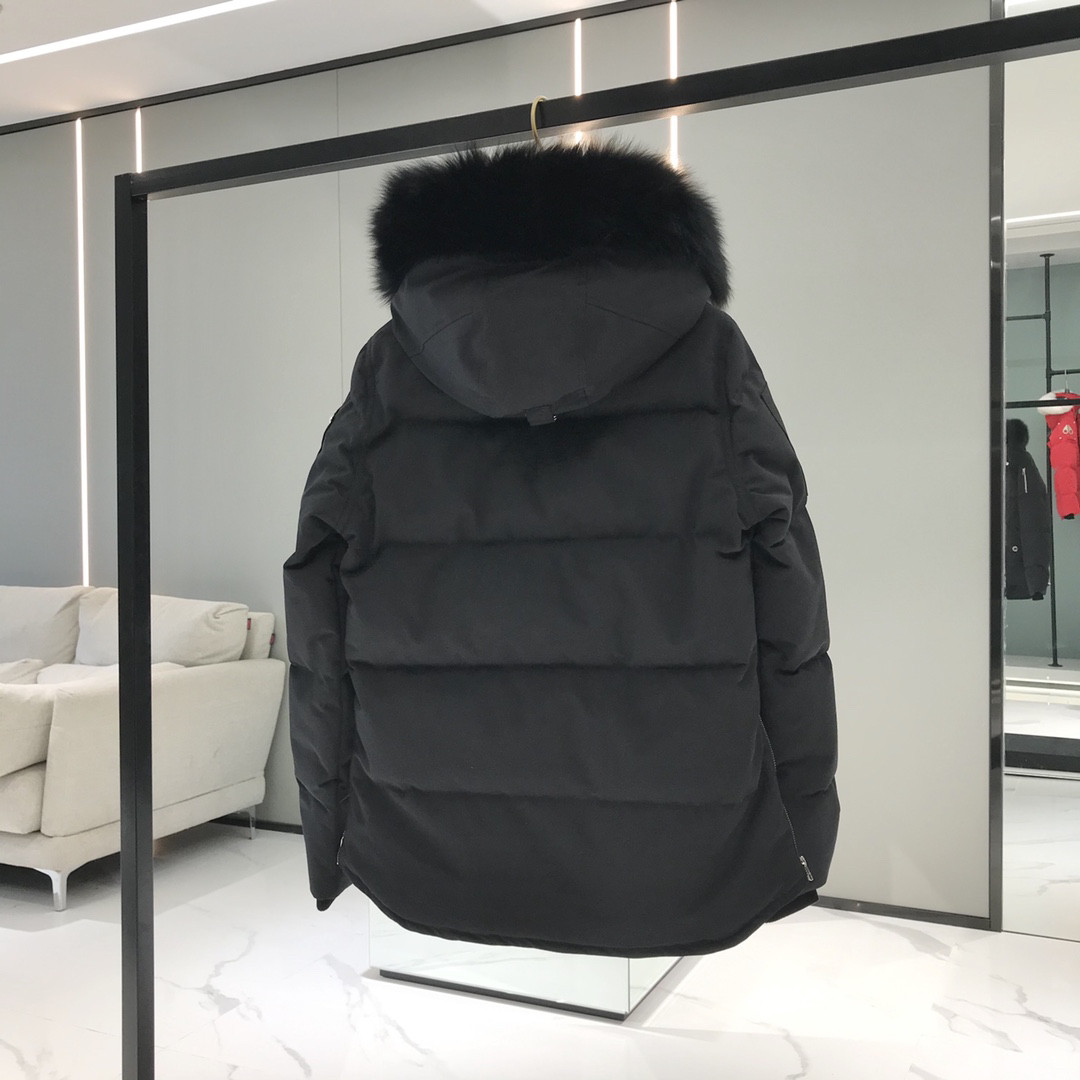 Moose Knuckles Women