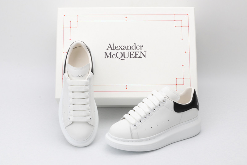 alexer mceen sneakers