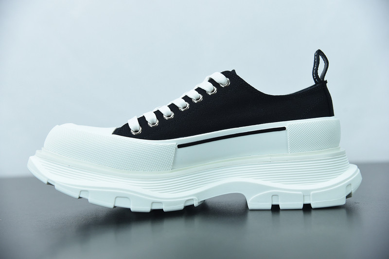 alexer mceen sneakers