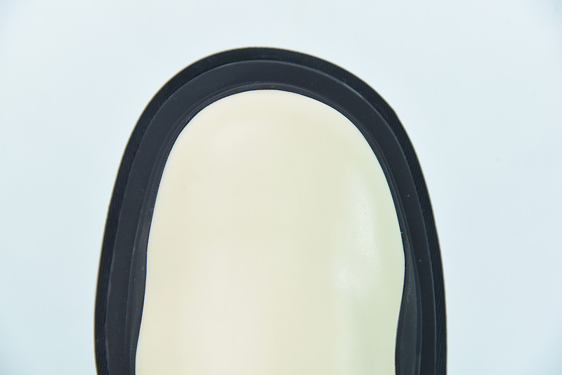 Bo*te*ga ve*ne*ta sneaker