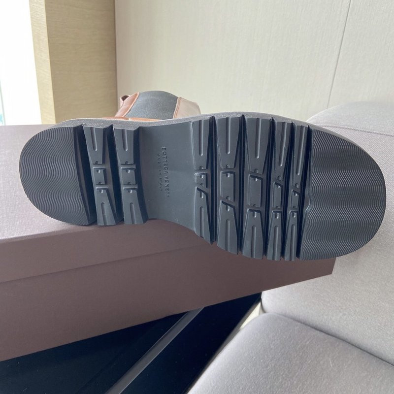 Bo*te*ga ve*ne*ta sneaker