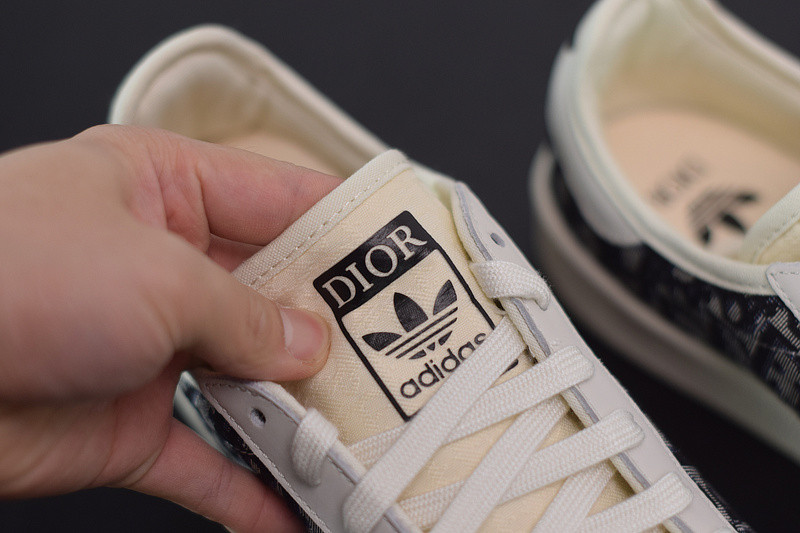 DIO* X ADIDAS C16650