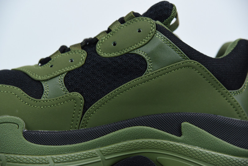 bc triple s trainer 536737 w2fw1 1978