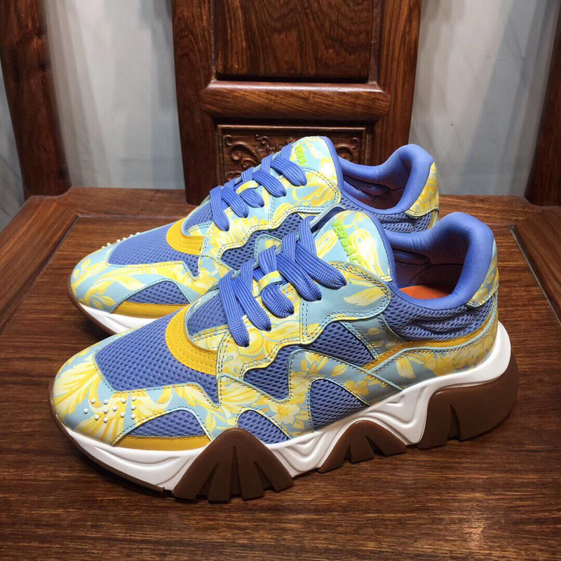 vs chain reaction sneakers