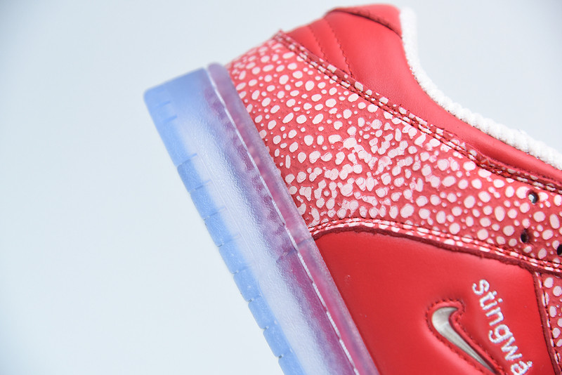 nike sb dunk low stingwater magic mushroom dh7650-600