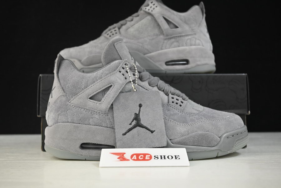 AIR JORDAN 4 RETRO "KAWS" 930155-003