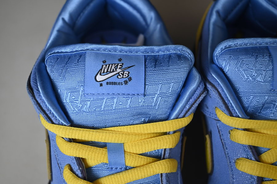 the powerpuff girls x nike sb dunk low “bubbles” fz8320-400