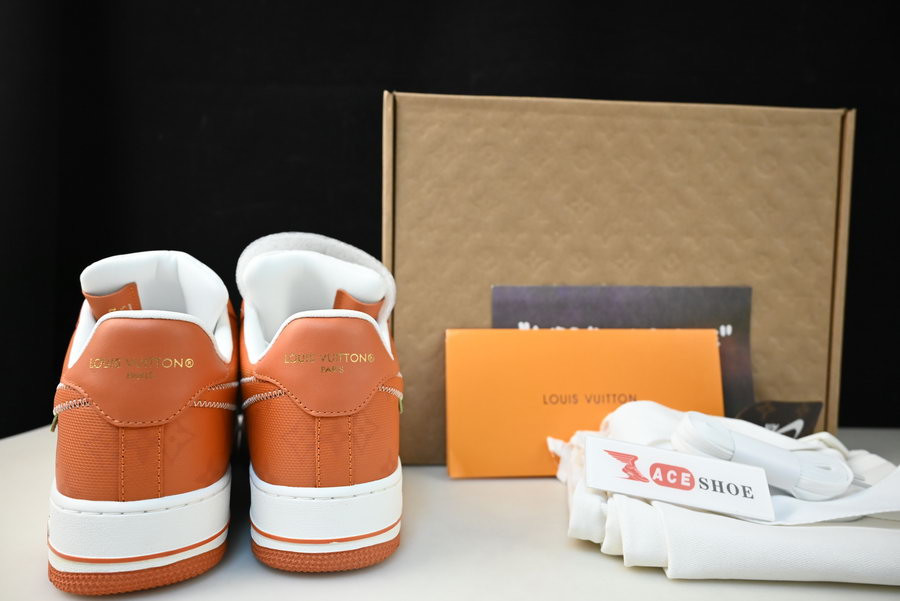 lvt x nike air force1