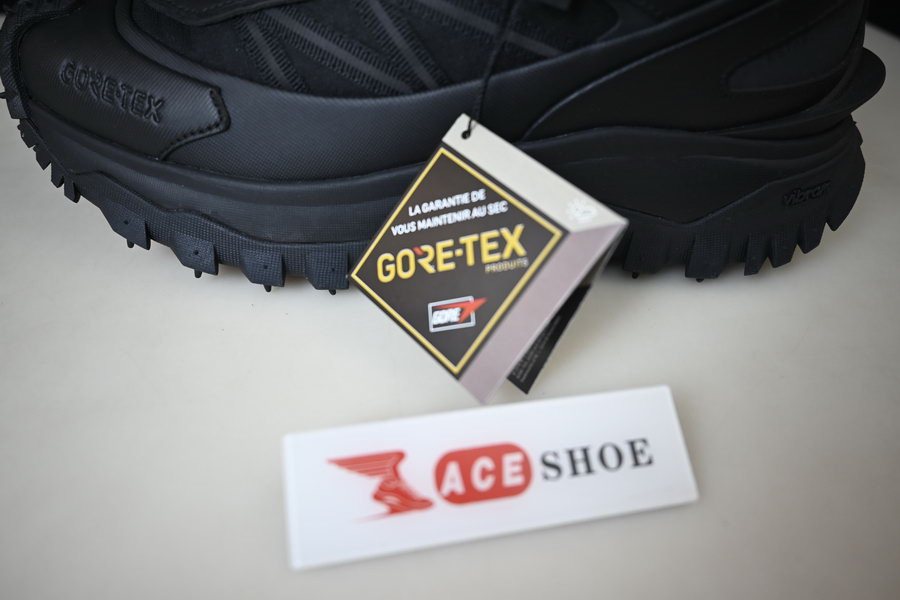 moncler trailgrip gore-tex