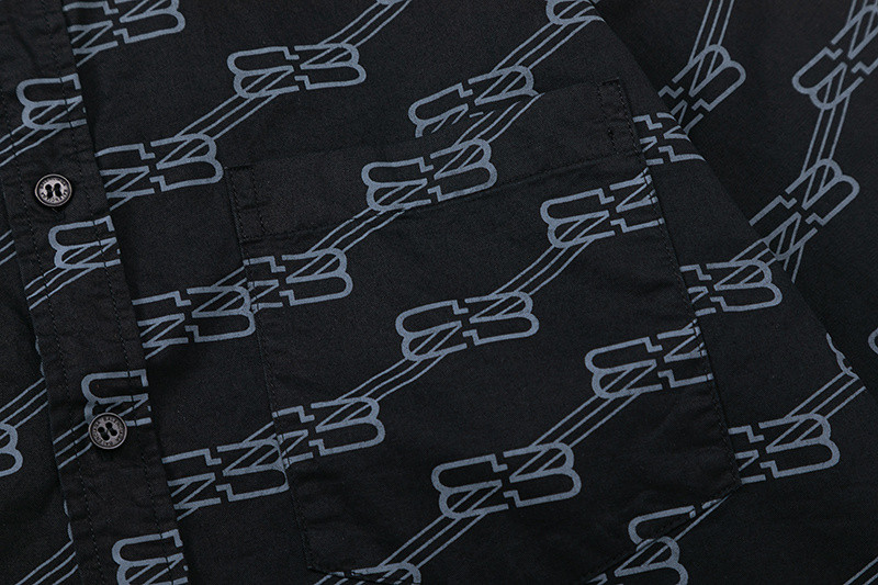 Ba*len*cia*ga clothes