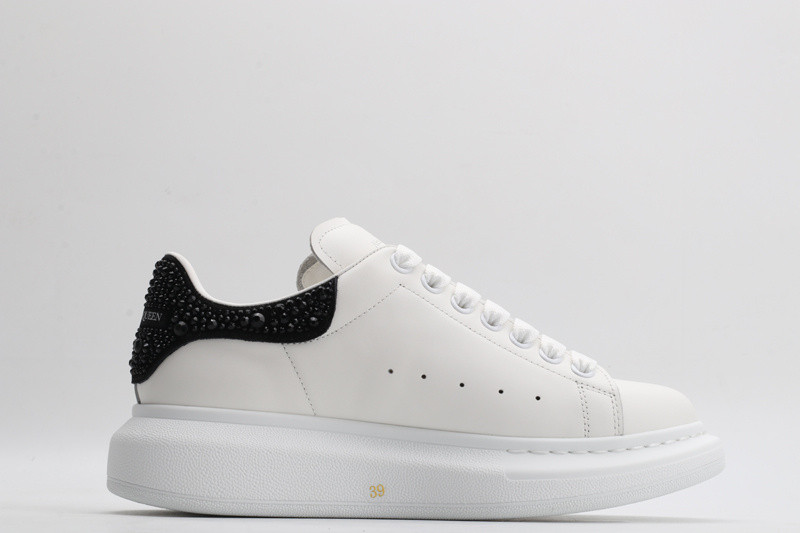 alexer mceen sneakers