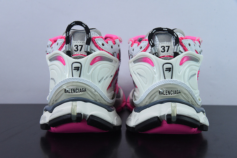 Ba*len*cia*ga runner sneaker