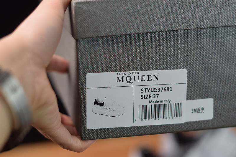 alexer mceen sneakers
