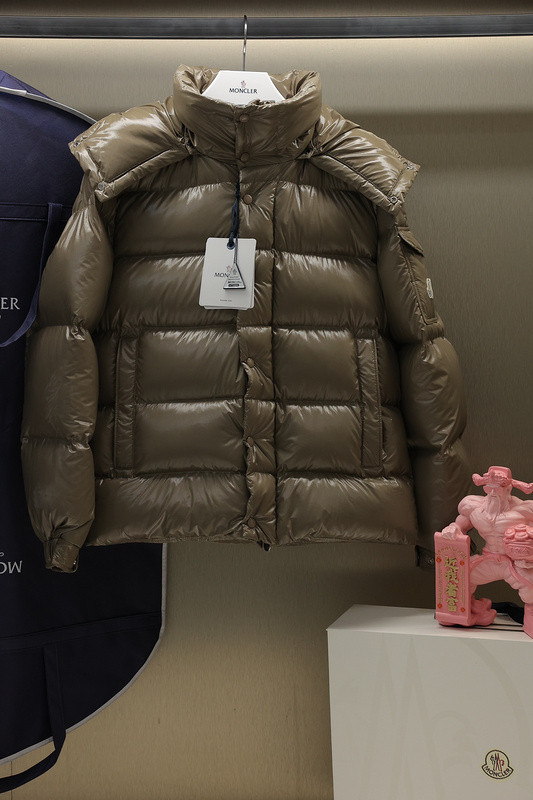 Moncler