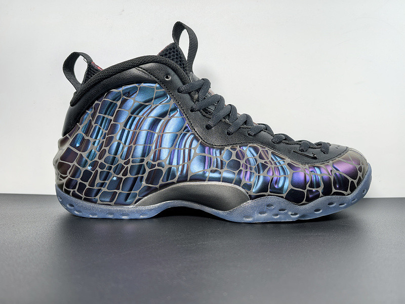 TEKKEN 8 x Nike Air Foamposite One “Kazuya Mishima” FQ9050-400