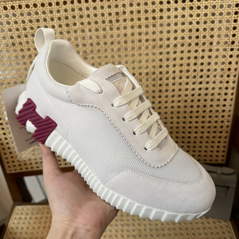 H**mes sneaker