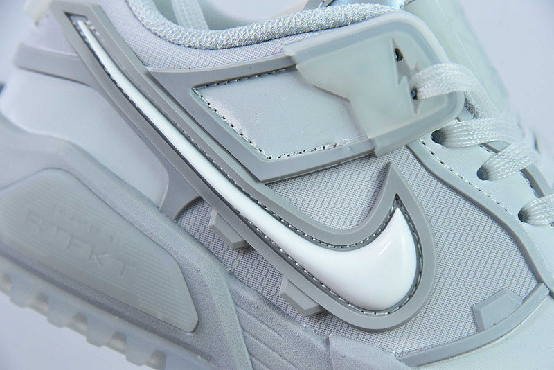 RTFKT × Nike Dunk Genesis "Ghost" HQ3034-001