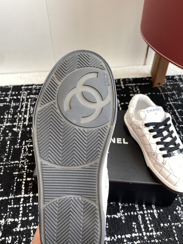 Chanel Sneaker