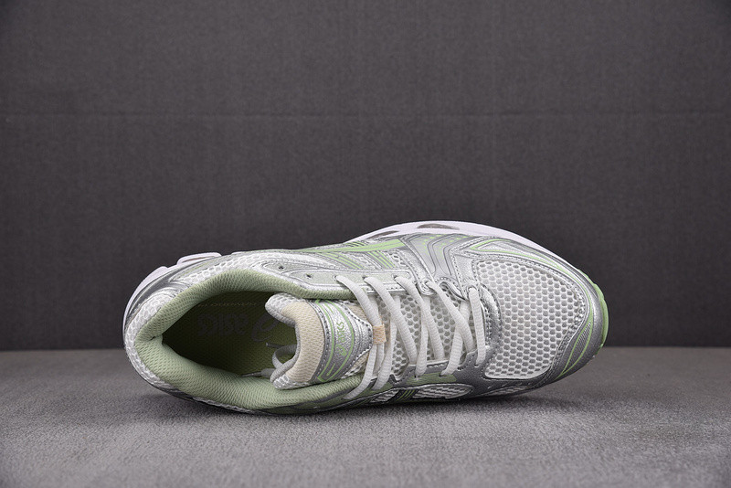 As*ic*s gel kayano 14 