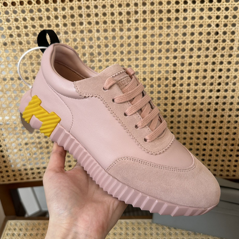 H**mes sneaker
