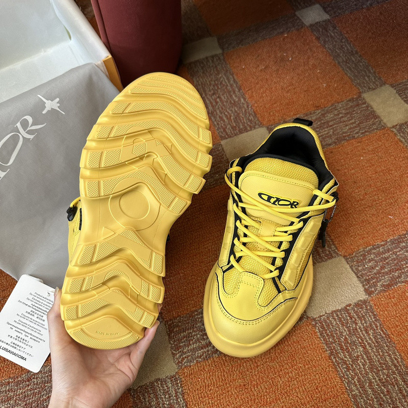 DIO* SNEAKER