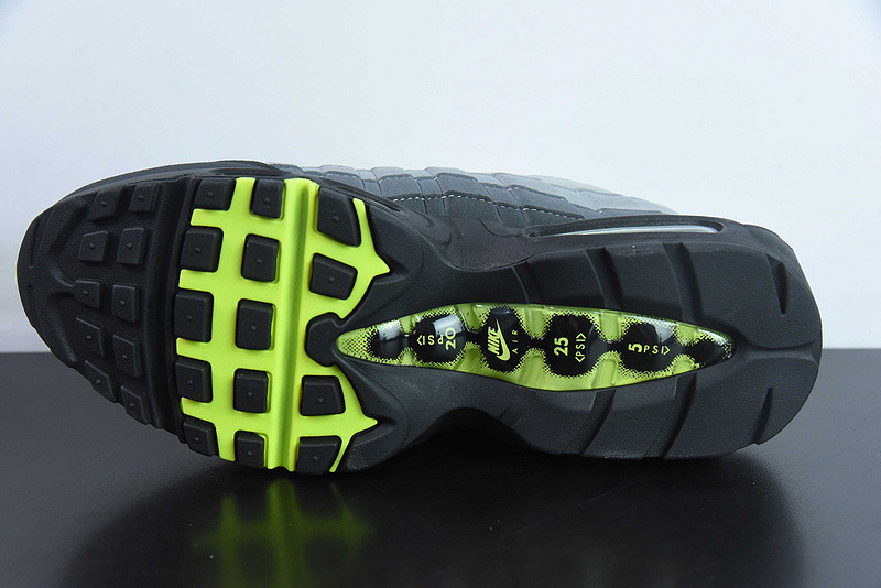 Nike Air Max 95 OG Neon CT1689-001