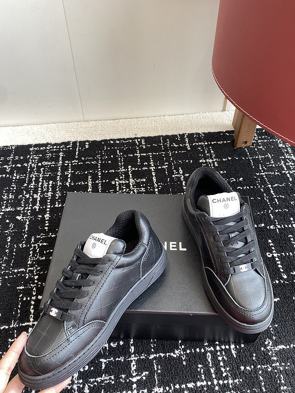 Chanel Sneaker