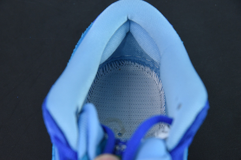 nike sb dunk low “blue raspberry” dm0807-400