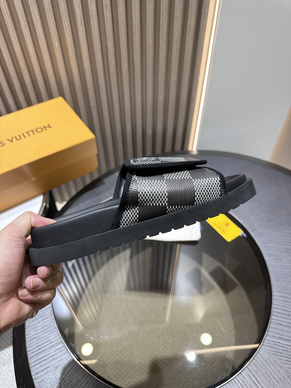 lvt sandals