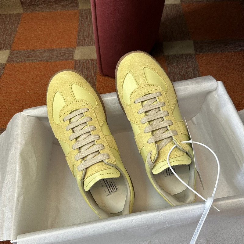 ma*s*n Ma*i*la sneaker