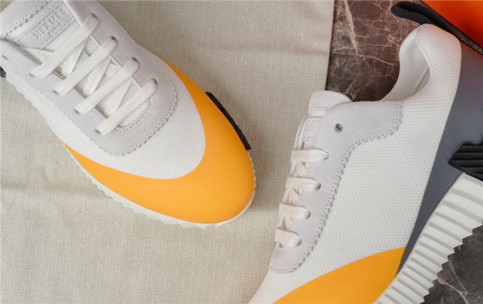 H**mes sneaker
