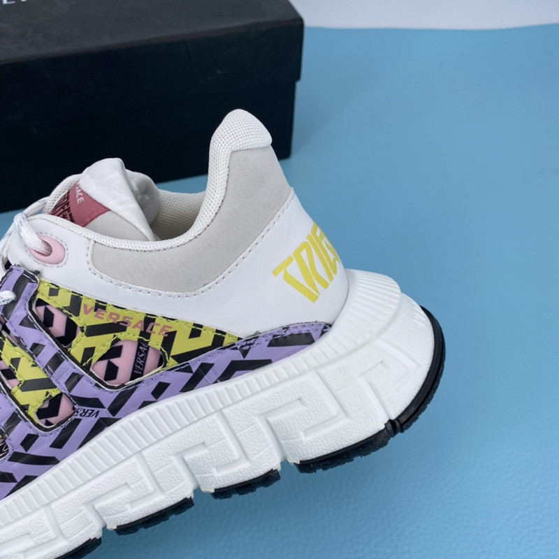 vs chain reaction sneakers