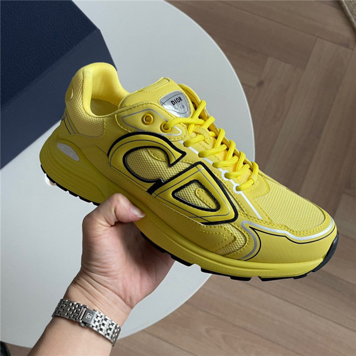 dio* sneaker
