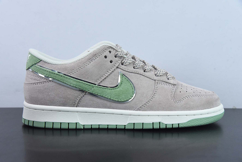 otomo katsuhiro x nike sb dunk low st1391-207