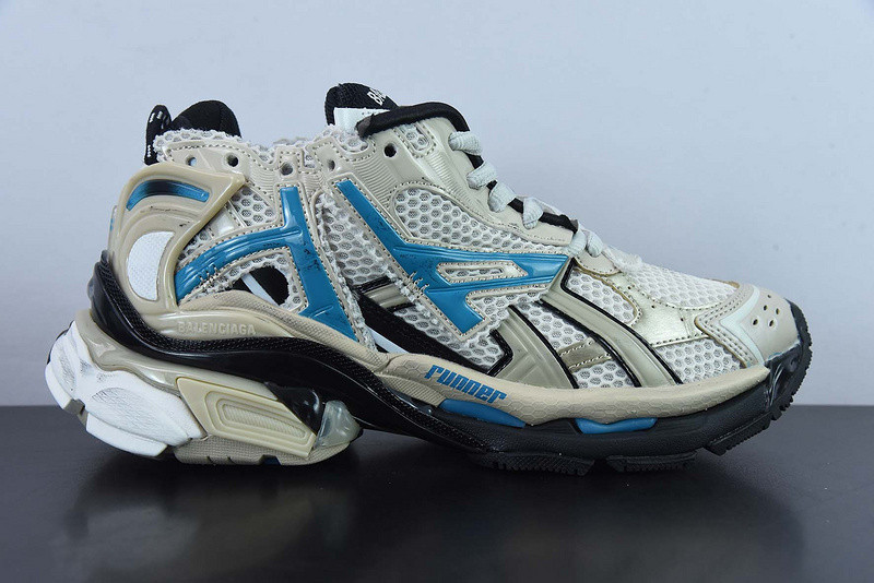 Ba*len*cia*ga runner sneaker