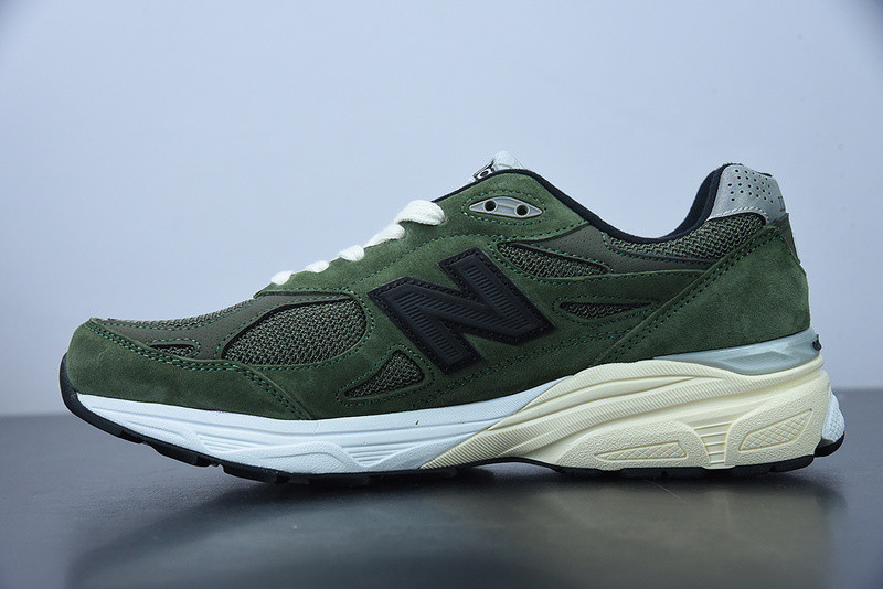 new balance sneaker