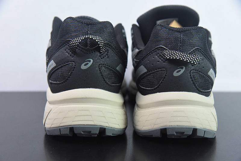 As*ic*s gel-venturem