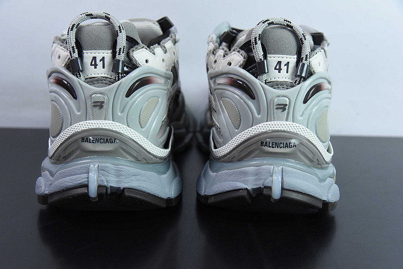 Ba*len*cia*ga runner sneaker