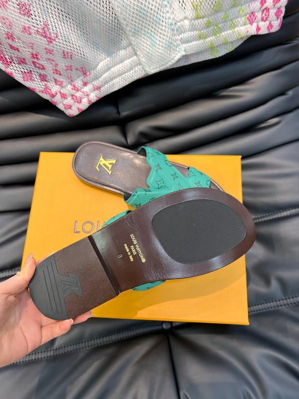 lvt sandals