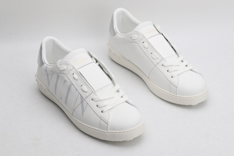 valentino garavani sneaker
