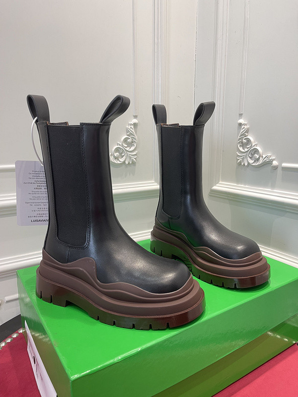 Bo*te*ga ve*ne*ta sneaker