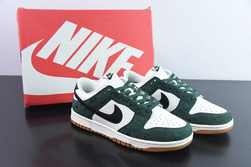 nike dunk low wmns green snake fq8893-397
