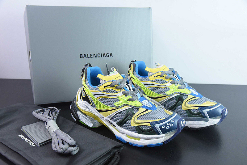 Ba*len*cia*ga runner sneaker