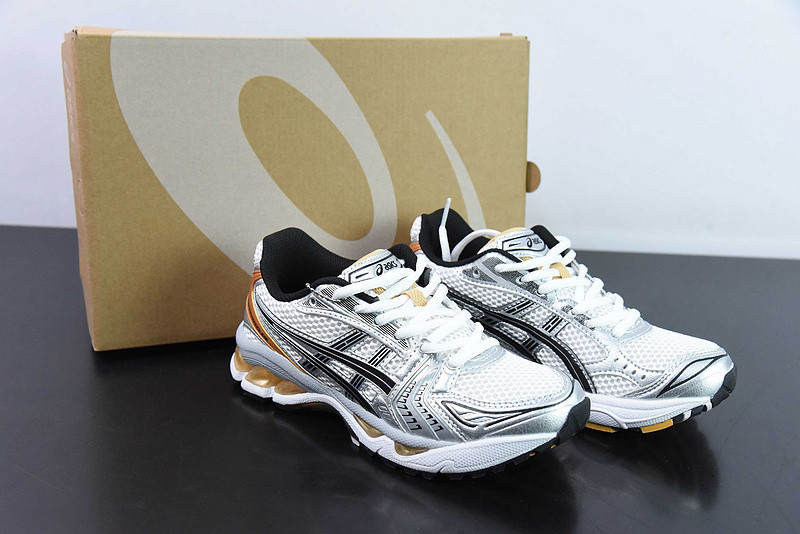 As*ic*s gel kayano 14 