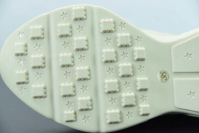 g*u*i rhyton sneaker